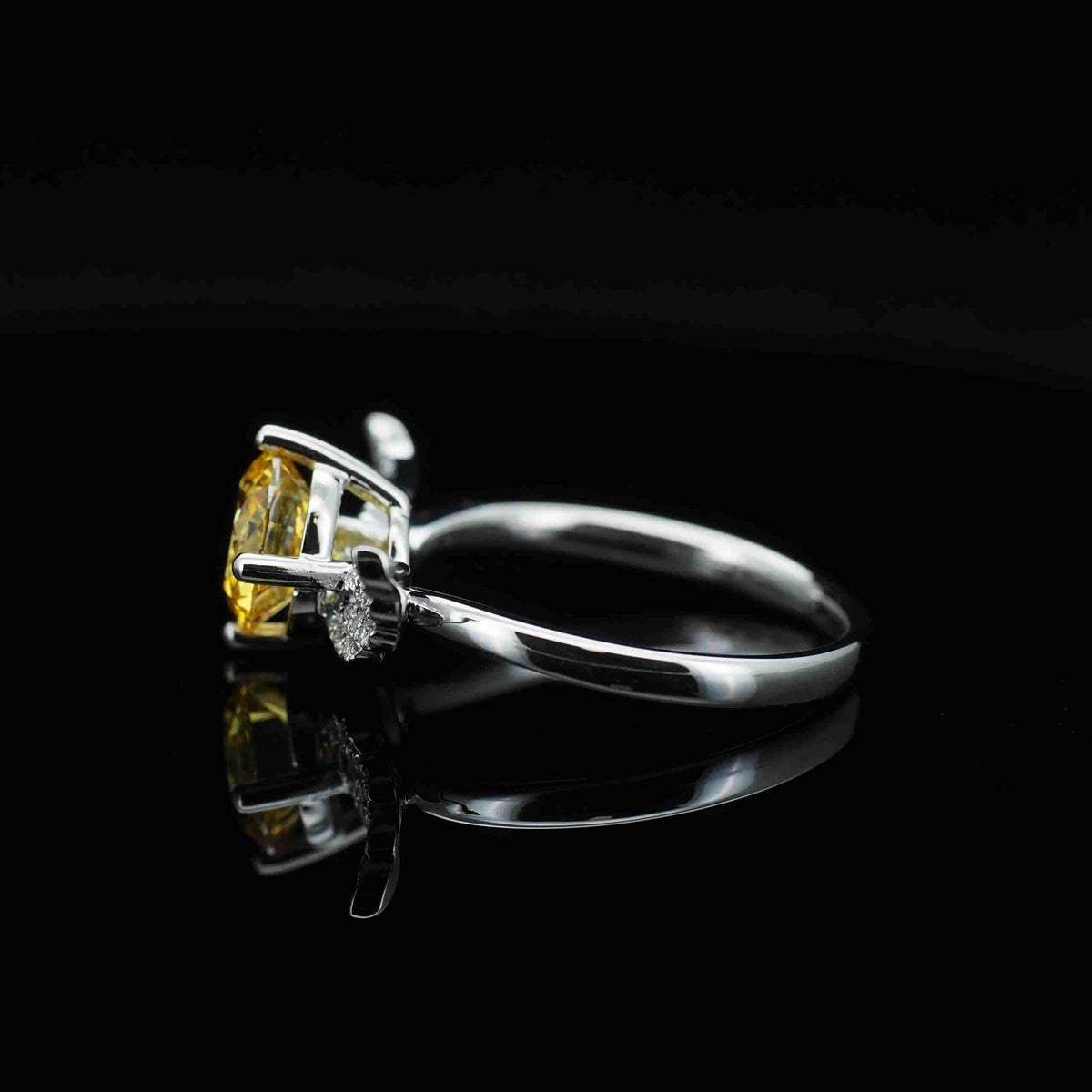 18K/Platinum Wing Design Ring Setting