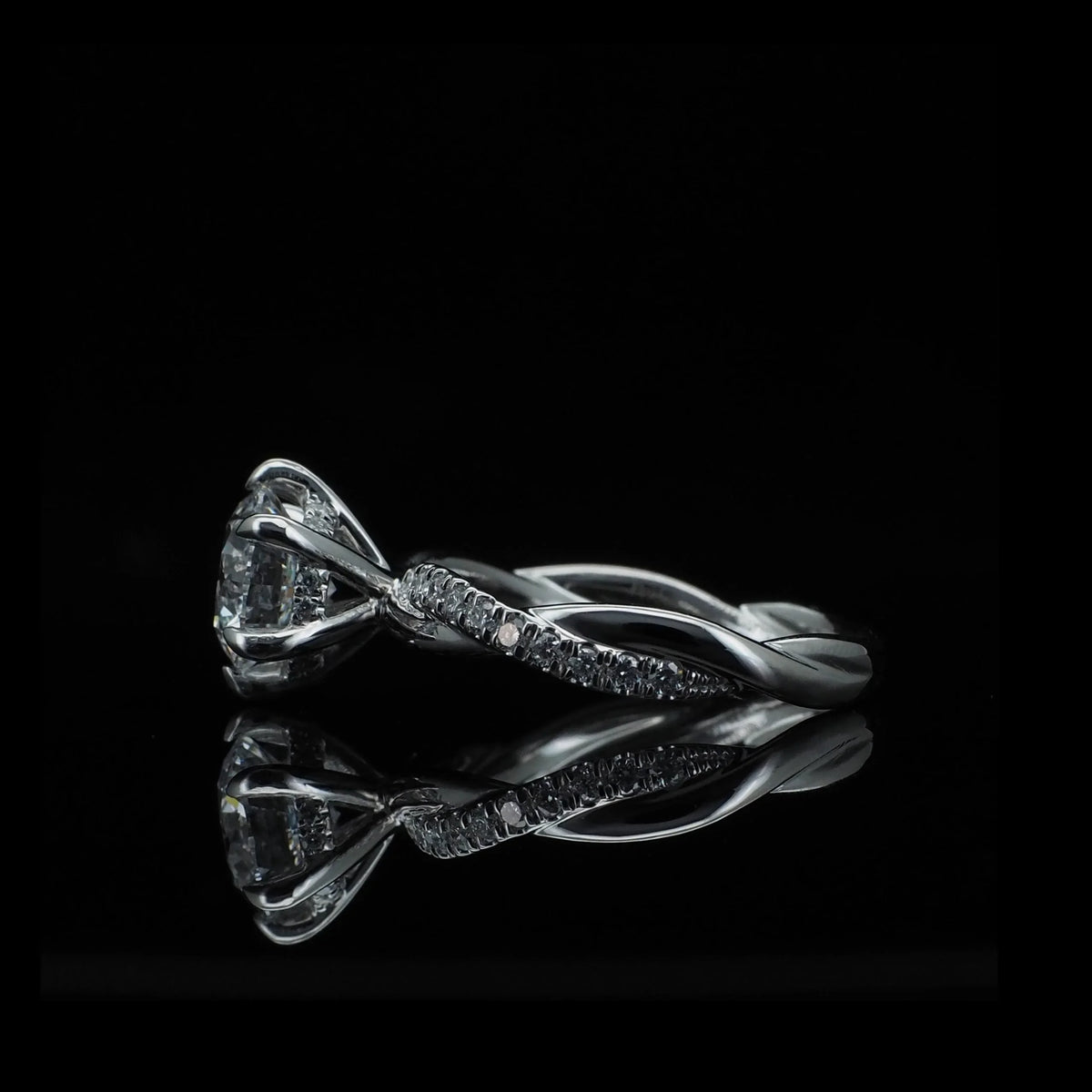 18K/Platinum Cannabis Flower Design Ring Setting