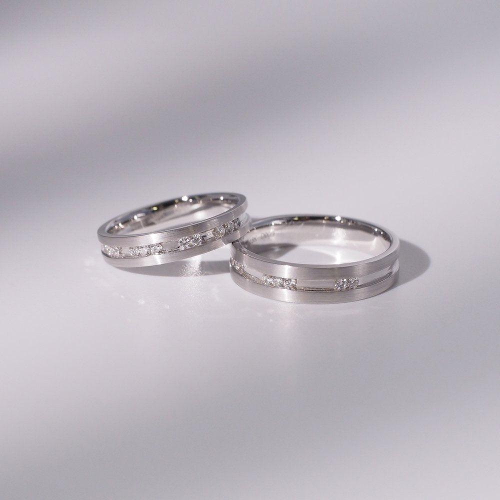 18K/Platinum Matte Diamond Wedding Bands