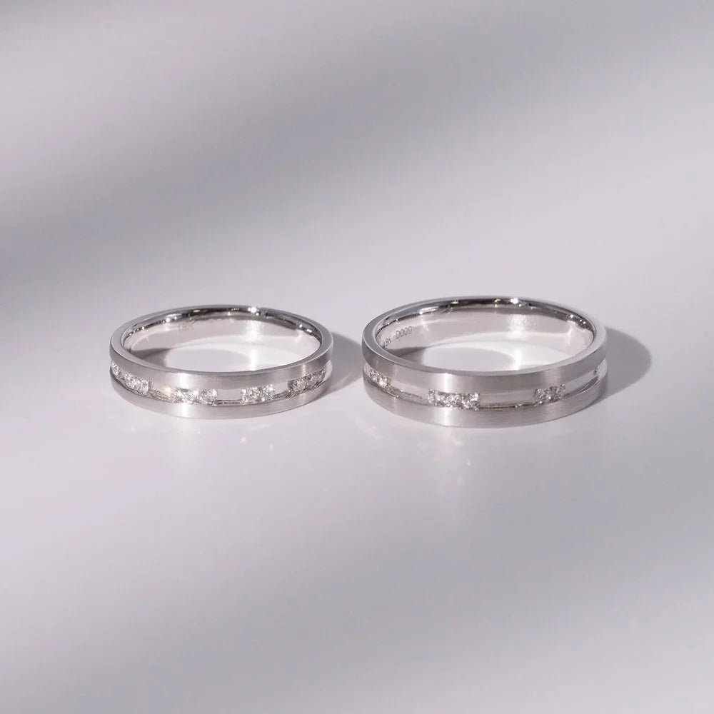 18K/Platinum Matte Diamond Wedding Bands