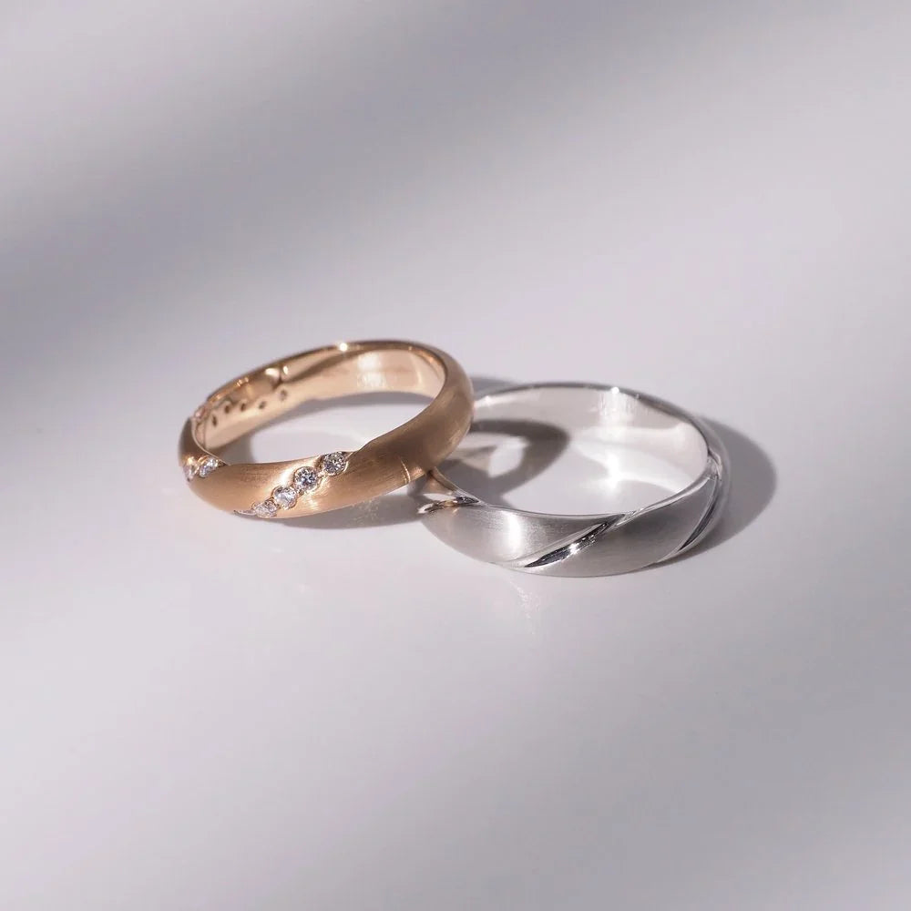 18K Matte Swirl Diamond Engagement Ring Set