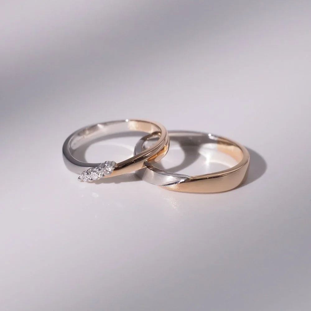18K Semi-Matte Diamond Couple Rings