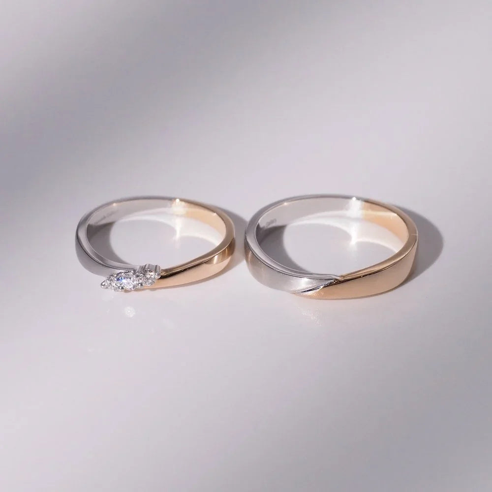 18K Semi-Matte Diamond Couple Rings