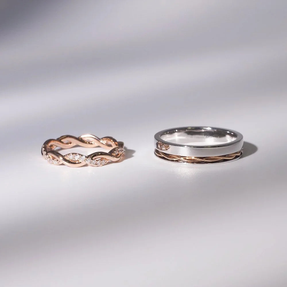 18K Full Circle Twist Cultured Diamond Ring Set