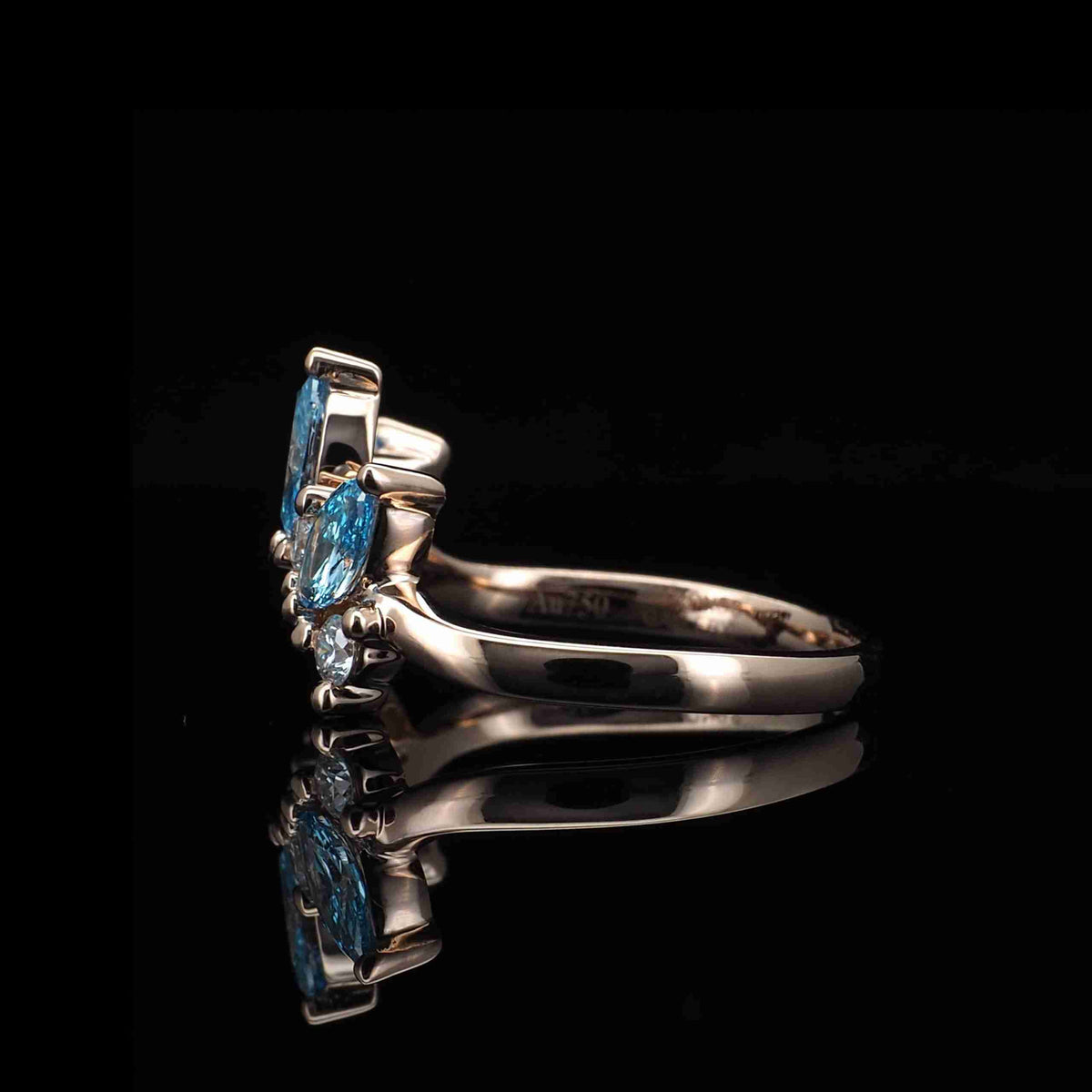 18K Gold Icy Blue Lab Grown Diamond Ring