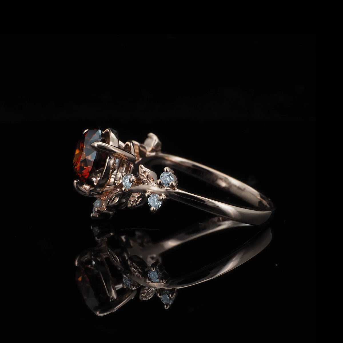 18K/Platinum Leaf Design Ring Setting