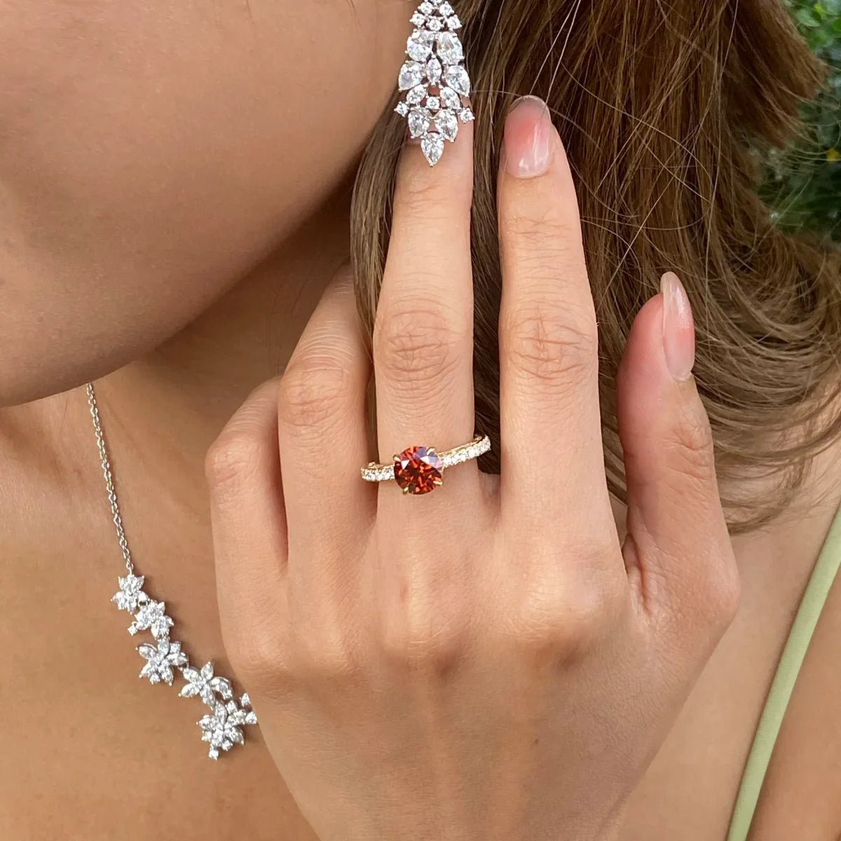 18K/Platinum Ring-in-Ring Design Setting