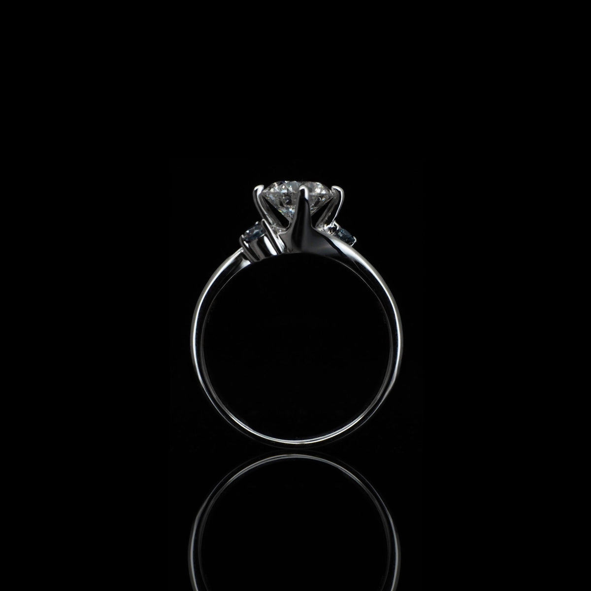 18K/Platinum Curved Ring Setting
